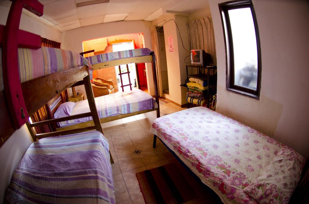Hostal Los Aventureros サンタ・クルス・デ・ラ・シエラ 部屋 写真